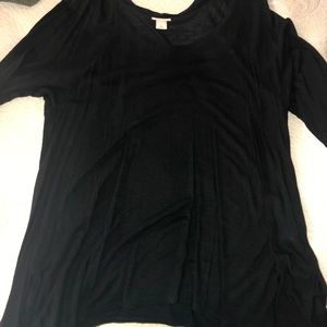3/4 length sleeve black top
